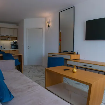 شقة Luxury 1 Bedroom *