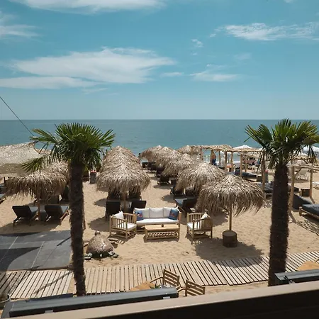 Luxury 1 Bedroom 5th Floor Апартамент