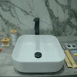 Luxury 1 Bedroom 5th Floor Appartement