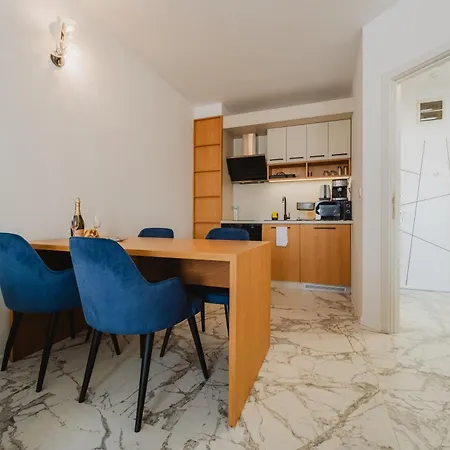 Luxury 1 Bedroom Lejlighed