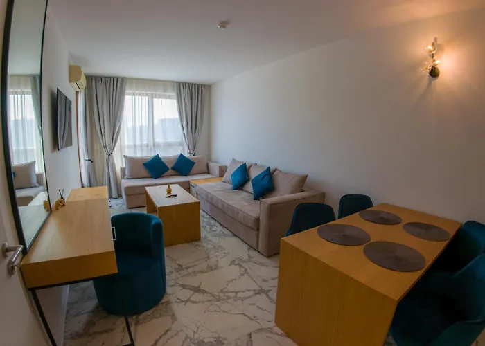 Luxury 1 Bedroom 5th Floor Warna